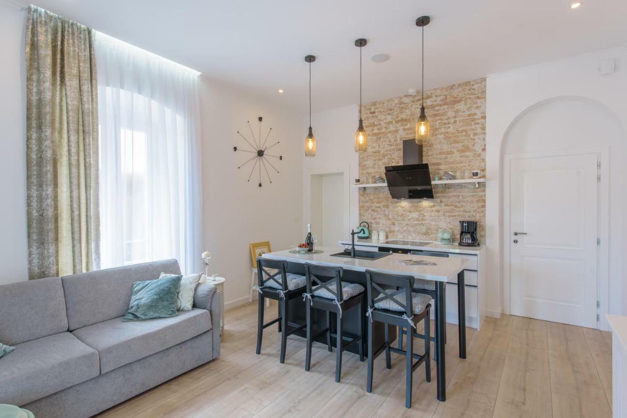 Arcus Apartment With Beautiful Terrace Split Exterior foto